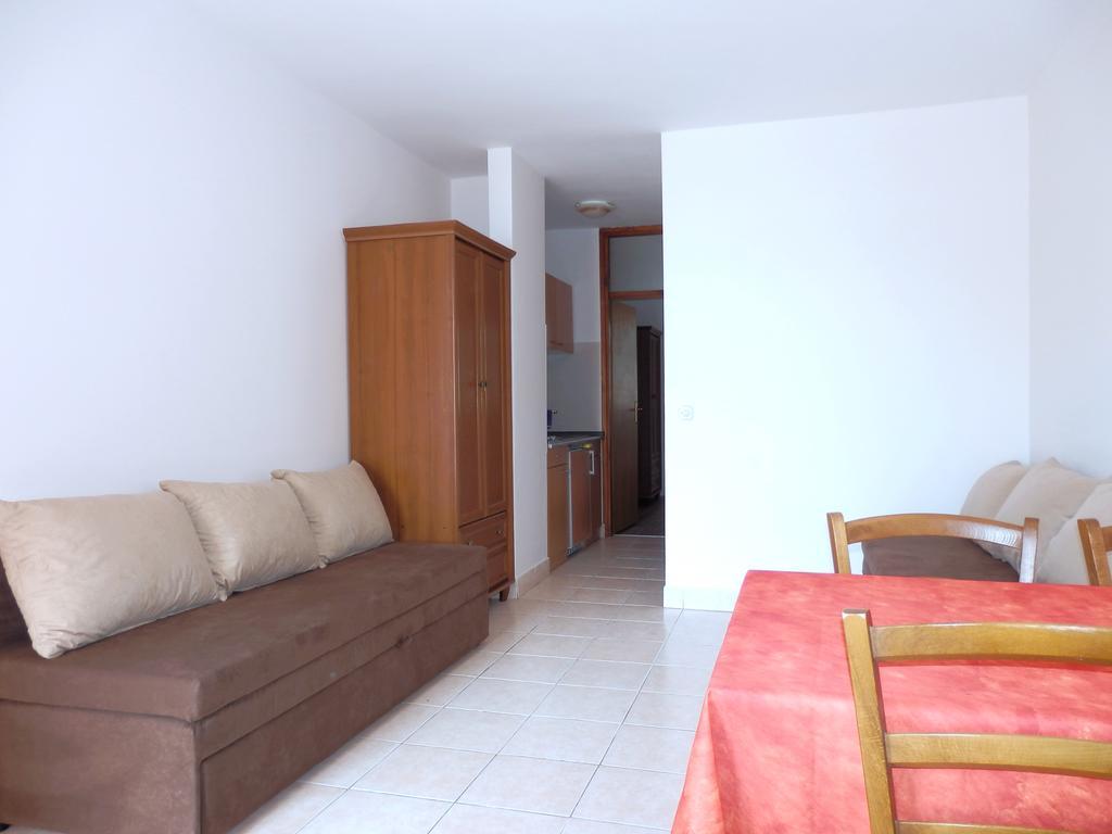 Apartments Idila Medulin Exterior photo